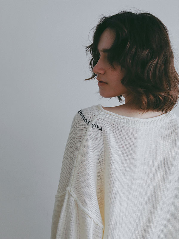 エンブロイダリーローゲージニットプルオーバー