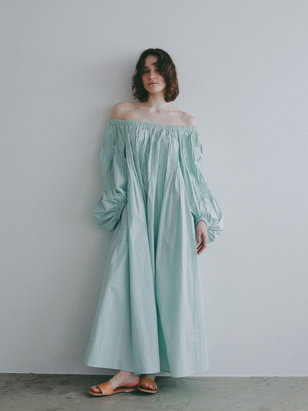 ハンドステッチボリュームワンピース