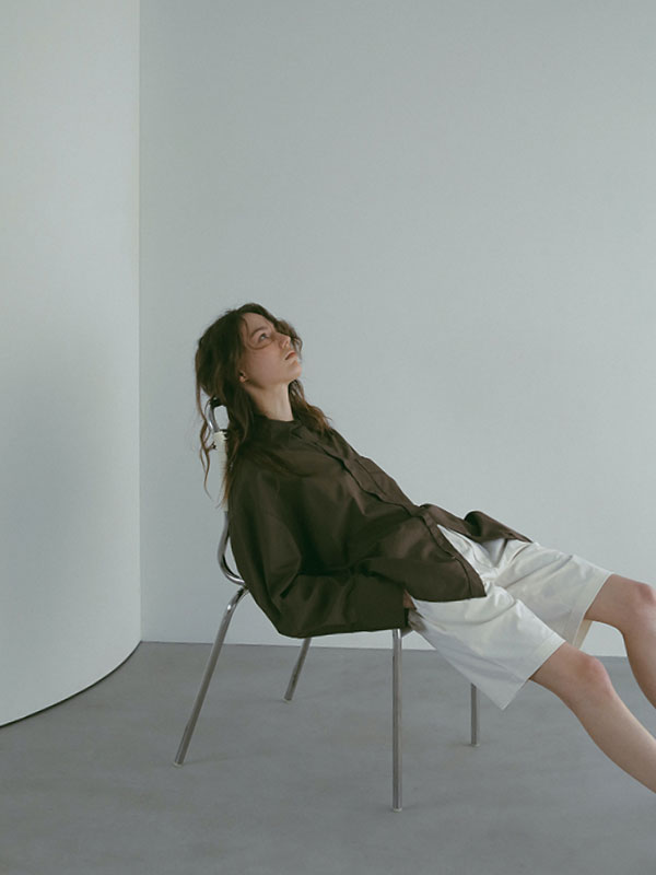 three dots パウダリーコットンショートパンツ(M OFF WHITE