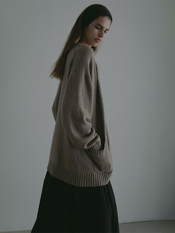 プレーンステッチＶネックニットカーディガン