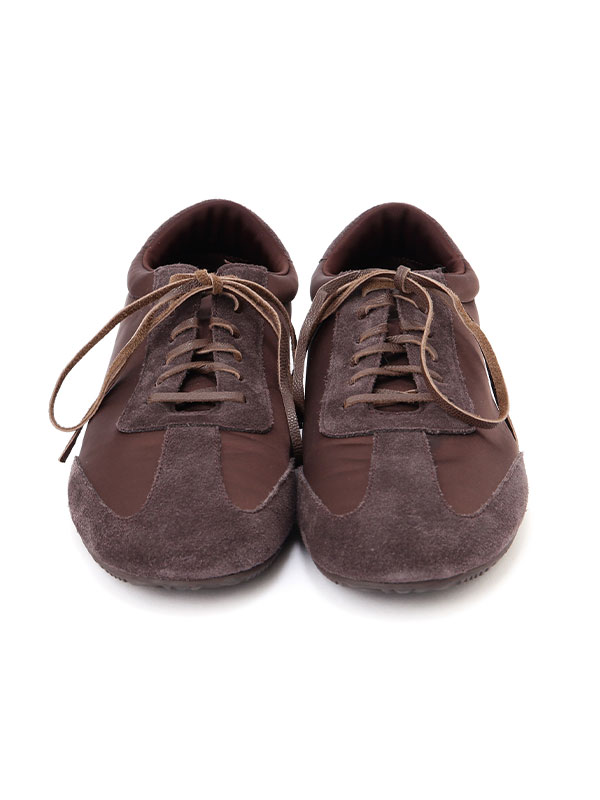 マットサテンローカットスニーカー