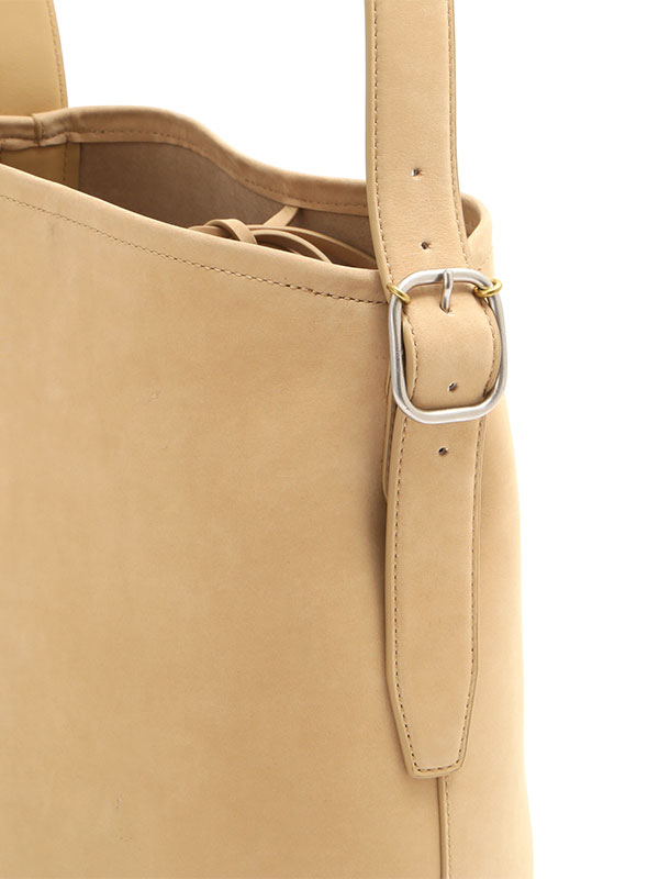 ブラスリングバックルレザーバッグ