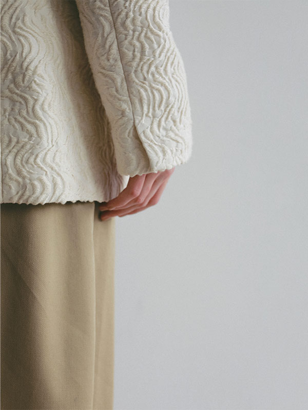 ジャガードノーカラージャケット