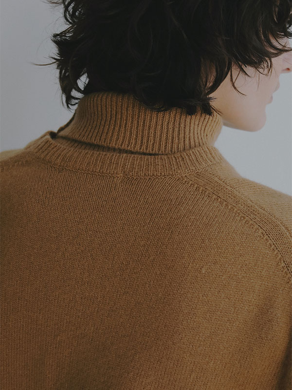 ウールカシミヤスリーブレスニットプルオーバー
