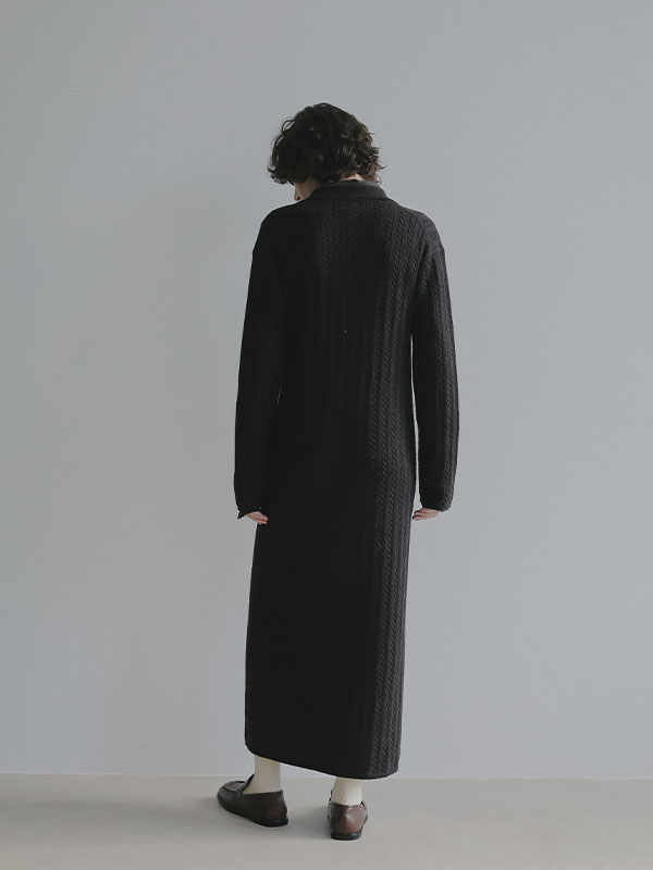 ナローケーブルニットワンピース
