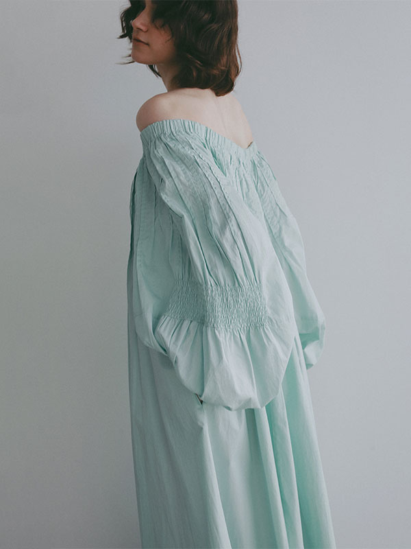 ハンドステッチボリュームワンピース