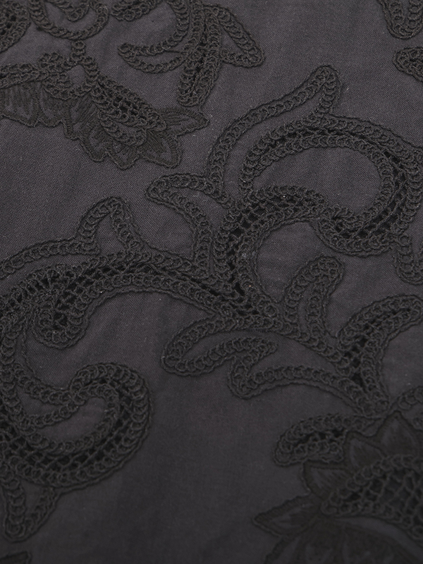 エンブロイダリースカーフ