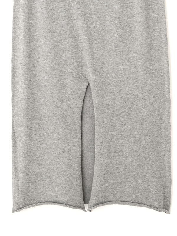 2ピースニットIラインスカート