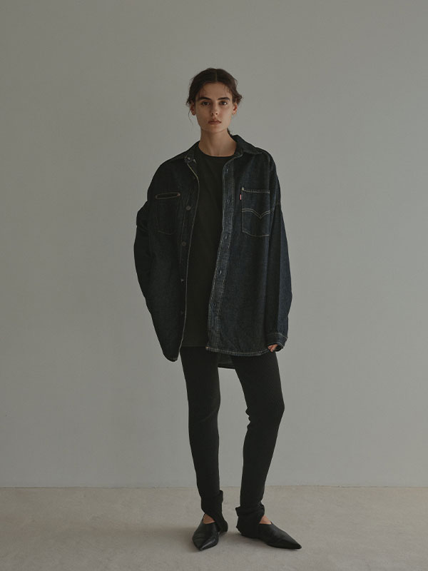 クルーネックオーバーサイズプルオーバー