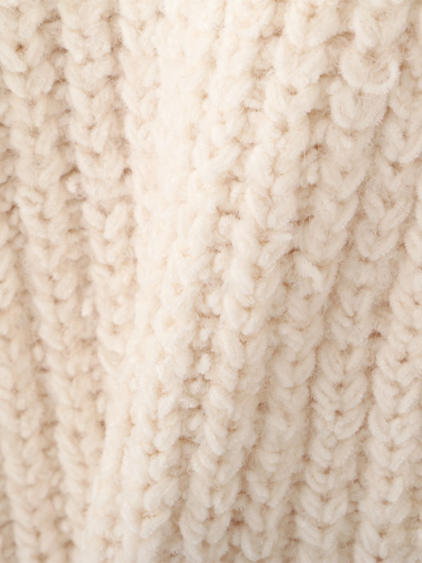 ブークレモールヤーンハイネックニットプルオーバー