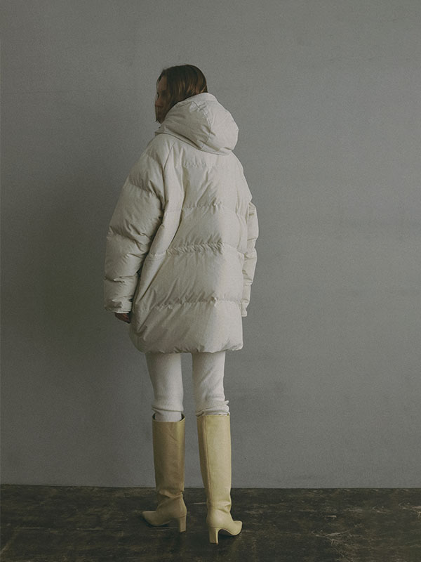 ヘムボタンニットレギンス