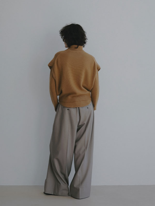 ウールカシミヤスリーブレスニットプルオーバー