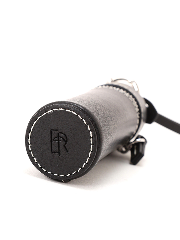 タンドレザージップリップケース