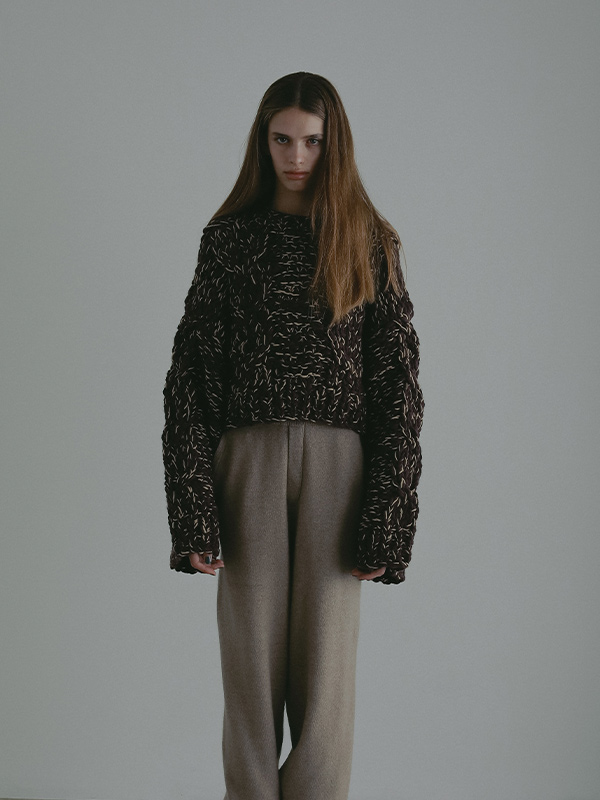 ハンドニットケーブルプルオーバー