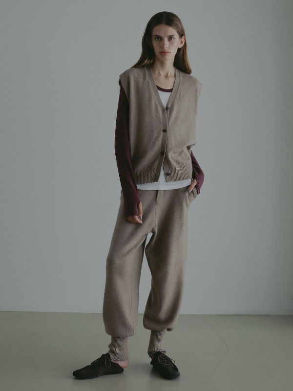 プレーンステッチVネックニットベスト