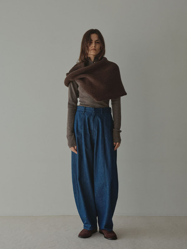 カーヴィータックデニムパンツ