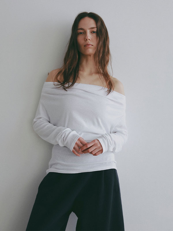 ワンショルダードレーププルオーバー