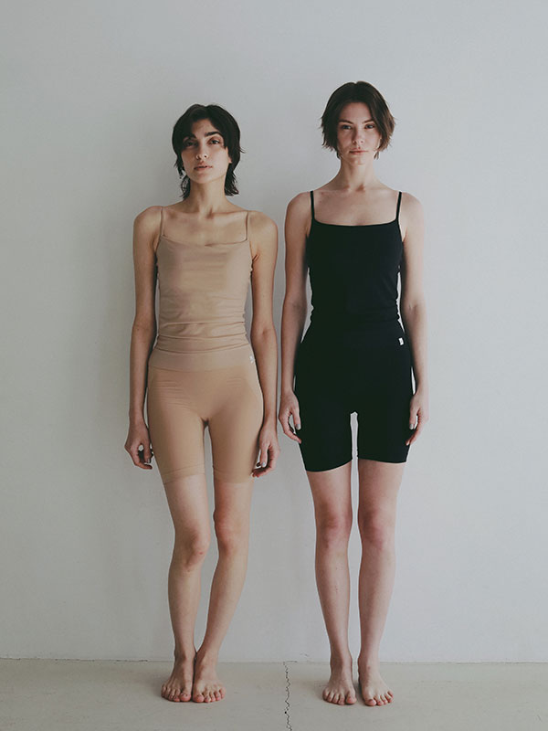 AMPHI×ETRE TOKYOフィットハーフレギンス