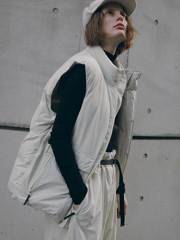 Marmot×ETRE TOKYO PERTEXダウンベスト