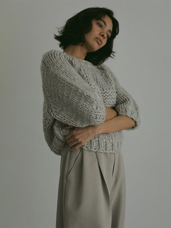 ブラッシュドハーフスリーブハンドニットプルオーバー