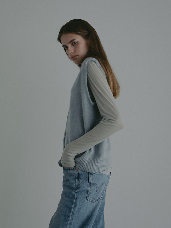 バーサタイルハイネックシアーロンTee