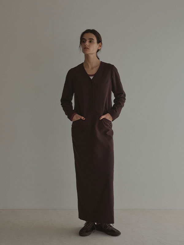 VネックIラインロングワンピース