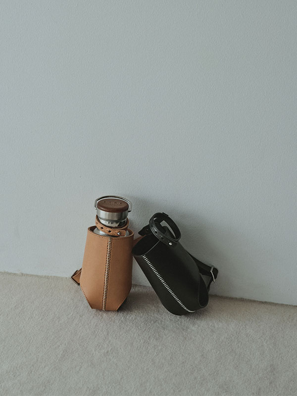 タンドレザーボトルホルダー
