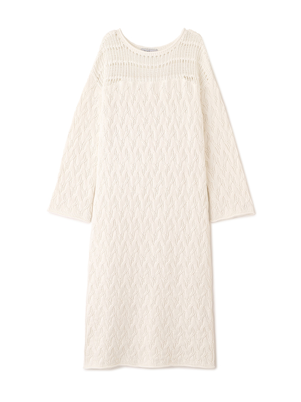 コードヤーンケーブルニットワンピース