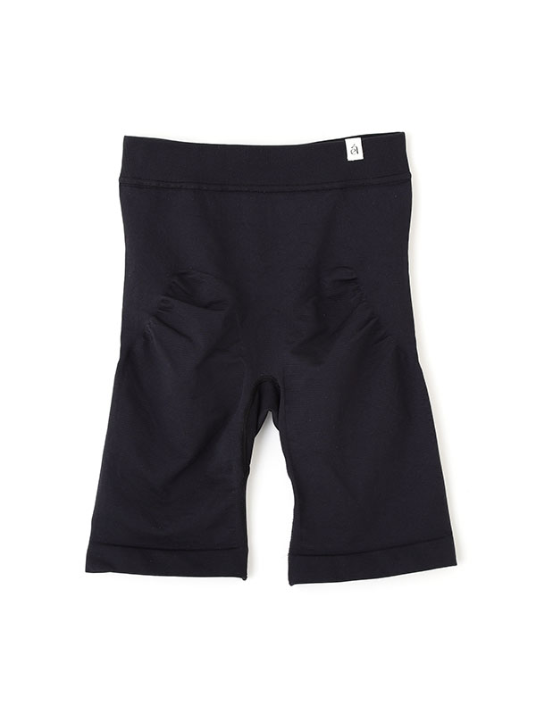 AMPHI×ETRE TOKYOフィットハーフレギンス