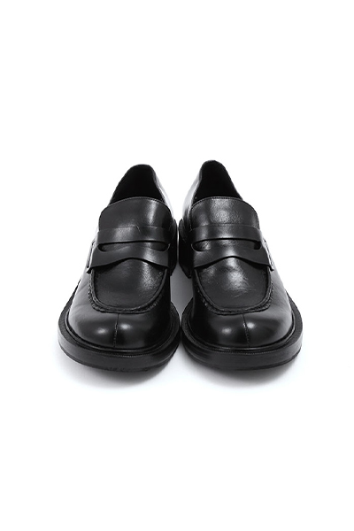 ボリュームソールコインローファー