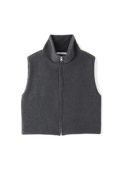 コンパクトフリースベスト