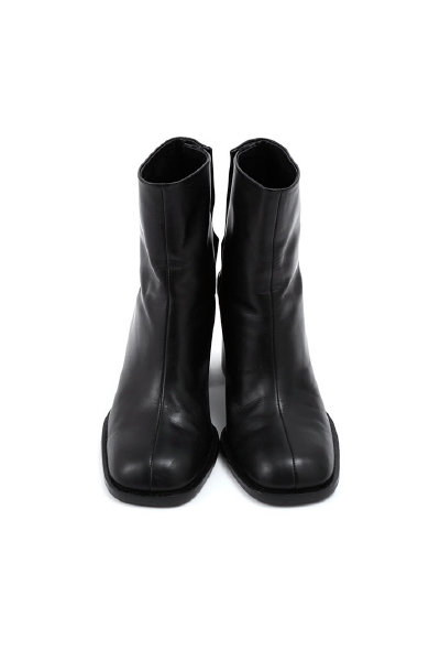 スムースレザーショートブーツ