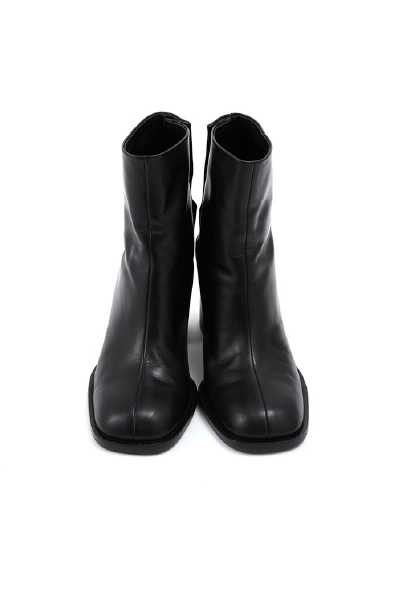 スムースレザーショートブーツ