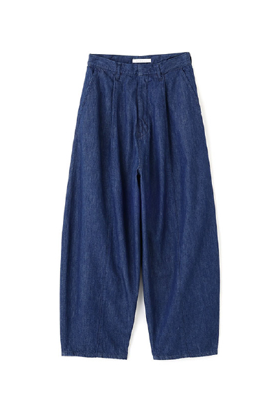 カーヴィータックデニムパンツ